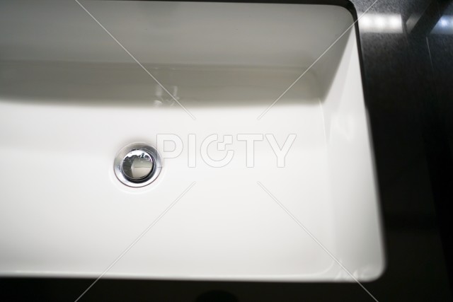 写真のタイトルが入ります