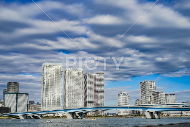 写真のタイトルが入ります