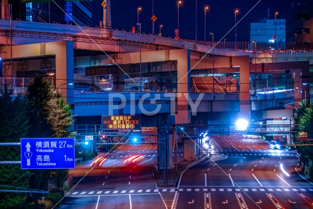 写真のタイトルが入ります