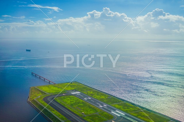 羽田空港（東京国際空港）の滑走路