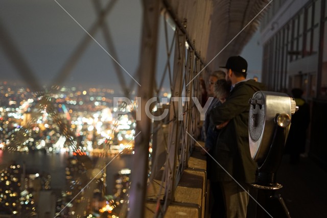 写真のタイトルが入ります