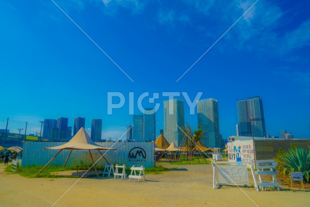 写真のタイトルが入ります