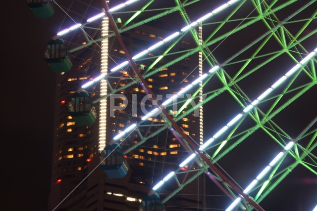 写真のタイトルが入ります
