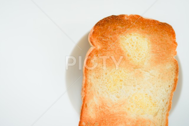 手作り食パンのイメージ（白バック）
