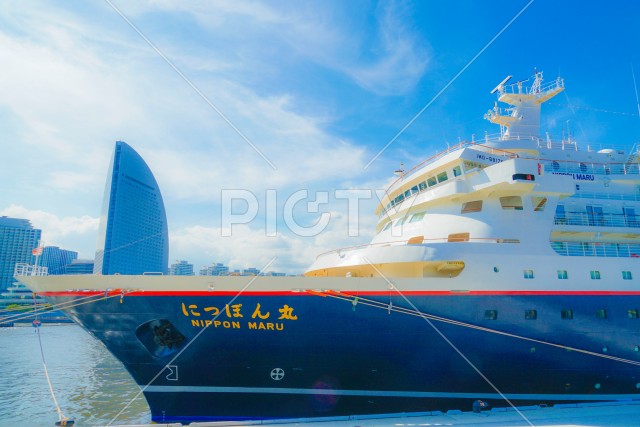 写真のタイトルが入ります