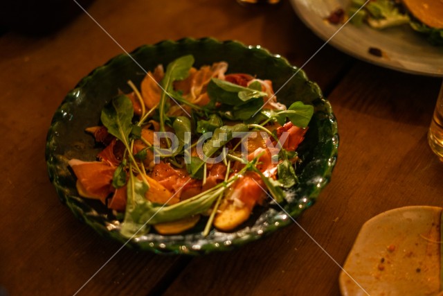 写真のタイトルが入ります