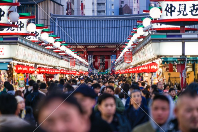 東京浅草の仲見世通り