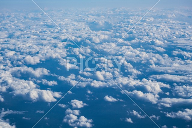 雲のじゅうたんのイメージ