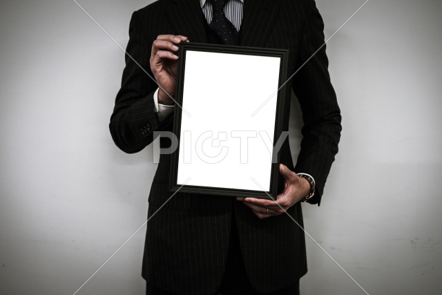 写真のタイトルが入ります
