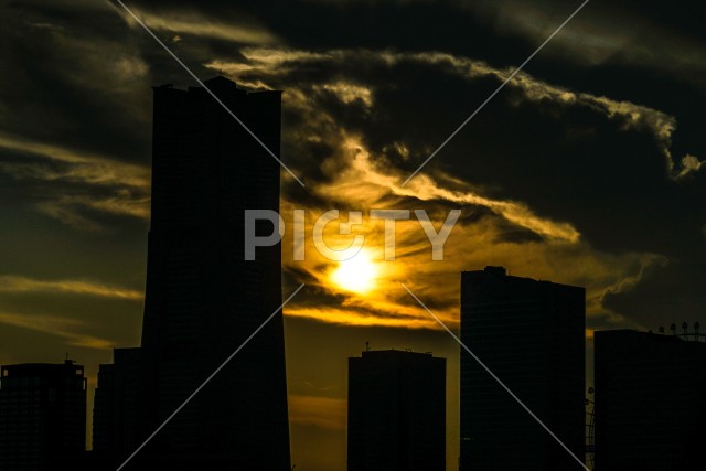 横浜の街並みと夕景