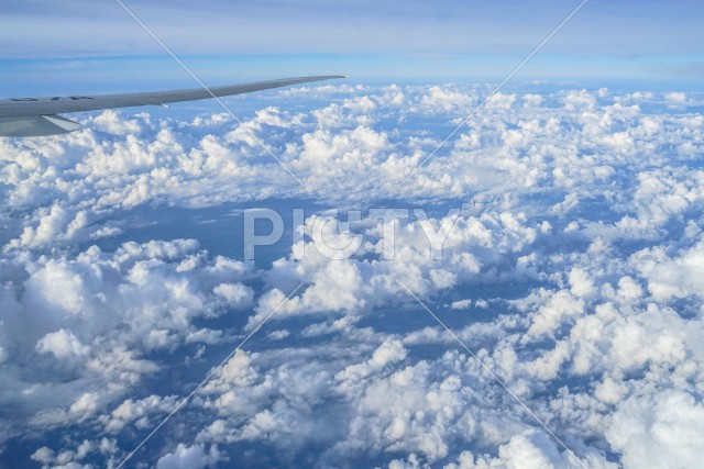 飛行機から見える風景