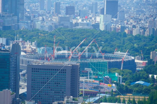建設中の新国立競技場