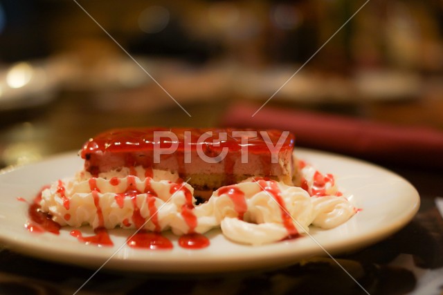 スペイン料理（ケーキ）