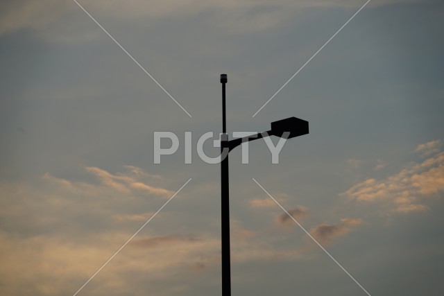 街灯と夕暮れ