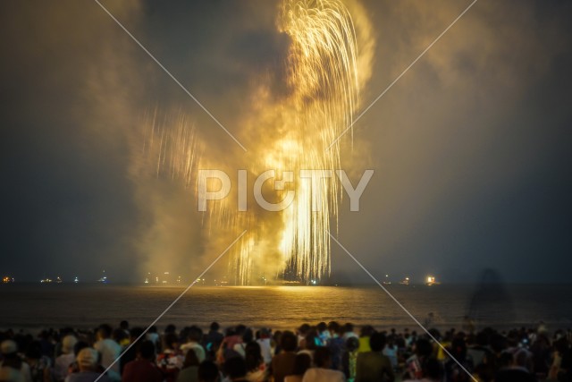 写真のタイトルが入ります