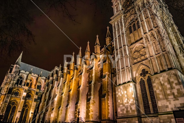 ウェストミンスター寺院の夜景（イギリス・ロンドン）