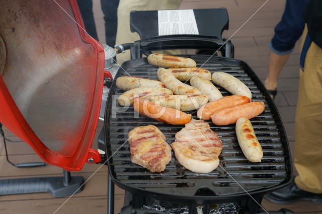 バーベキューの肉のイメージ