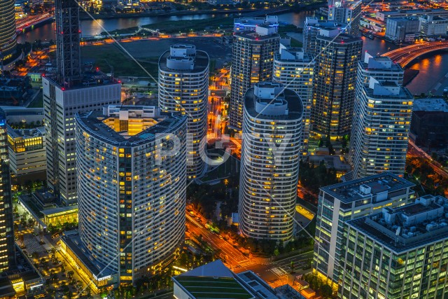 みなとみらいの夜景（横浜ランドマークタワーから）