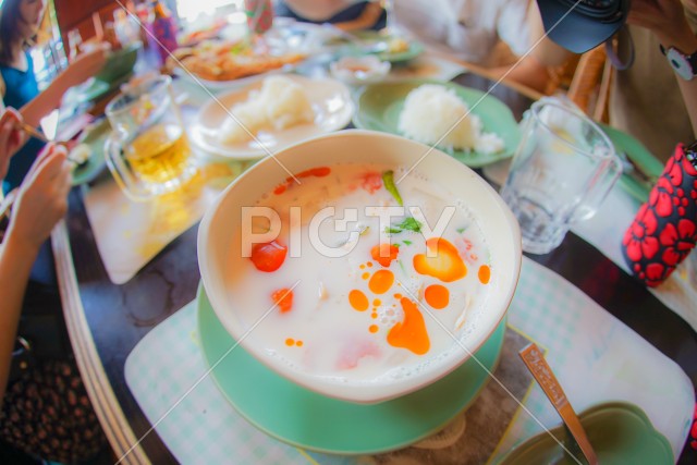 写真のタイトルが入ります