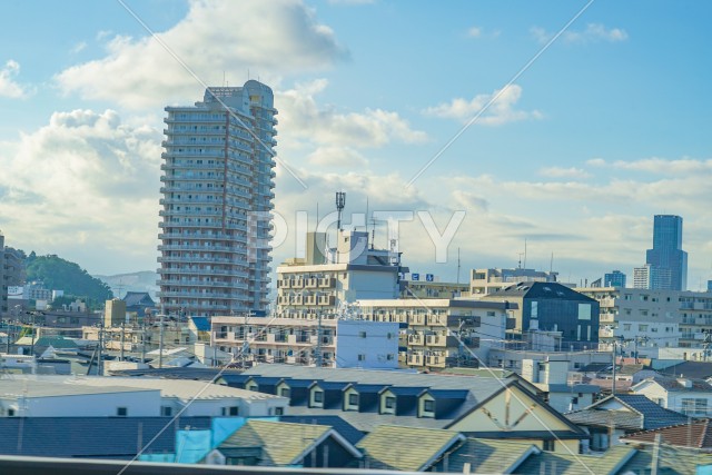写真のタイトルが入ります