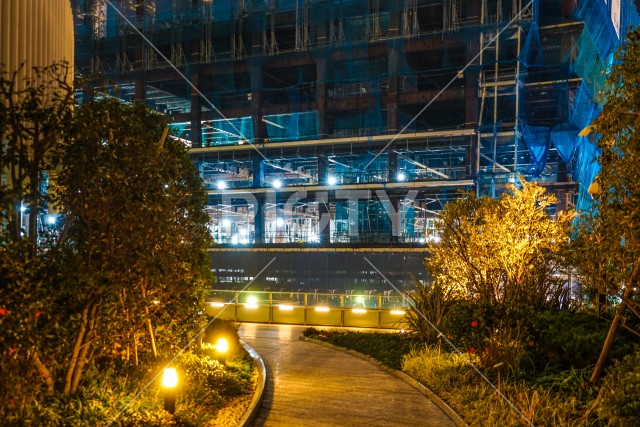 オフィスビルの建築現場（横浜みなとみらい）