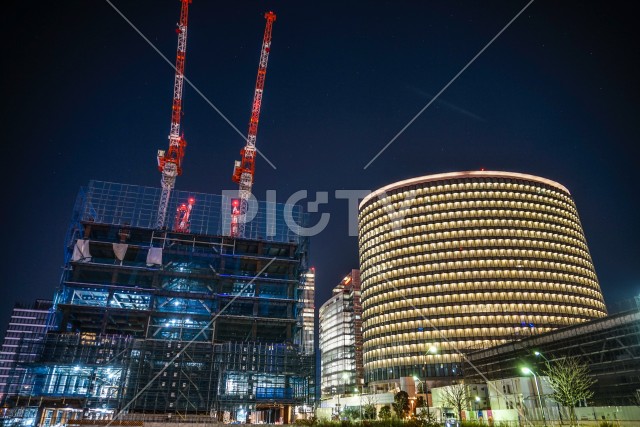 オフィスビルの建築現場（横浜みなとみらい）