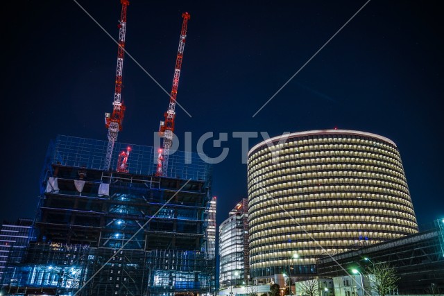 オフィスビルの建築現場（横浜みなとみらい）