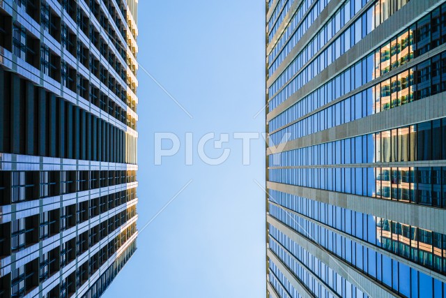 写真のタイトルが入ります