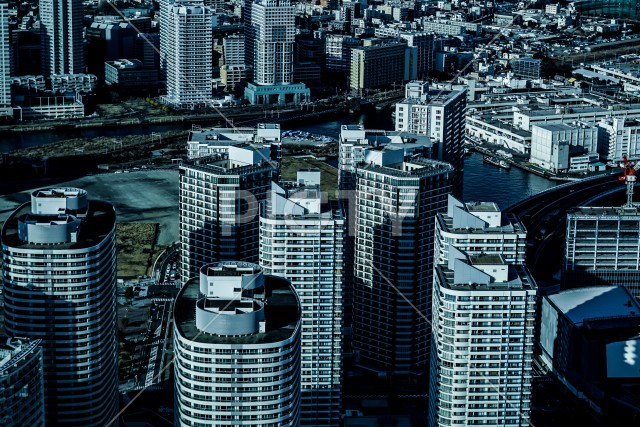 横浜ランドマークタワーから見える街並み