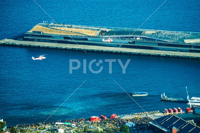 横浜消防出初式での訓練風景