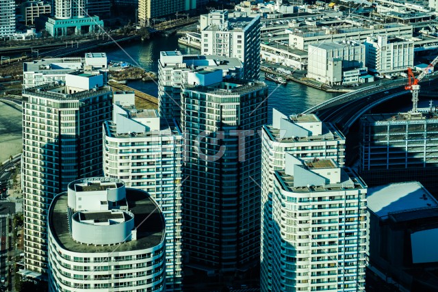 横浜ランドマークタワーから見える街並み