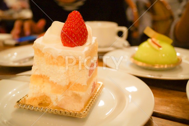 美味しそうなショートケーキのイメージ