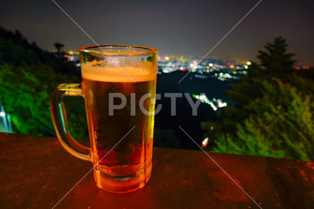写真のタイトルが入ります