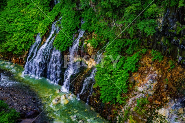 白ひげの滝（北海道美瑛町）