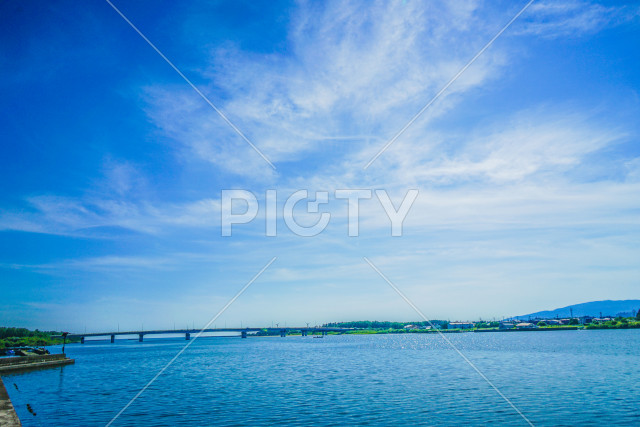 写真のタイトルが入ります