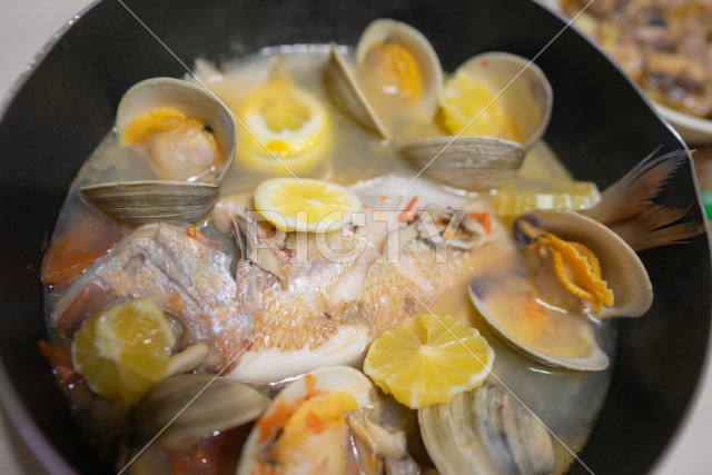 写真のタイトルが入ります