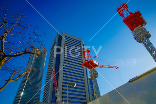 横浜みなとみらいの建設現場風景