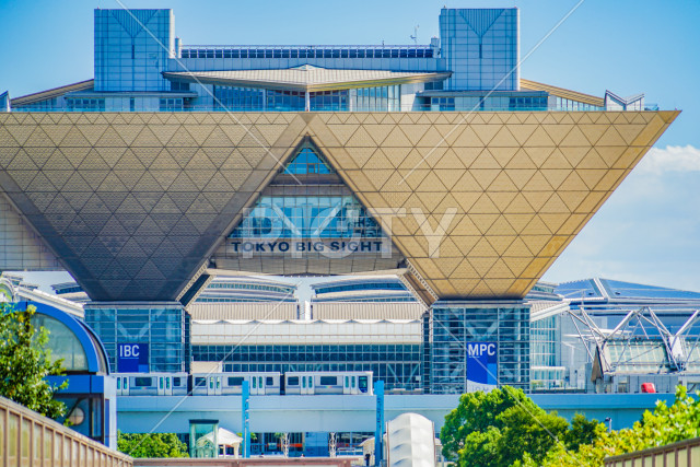 写真のタイトルが入ります