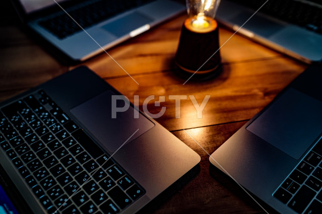 写真のタイトルが入ります