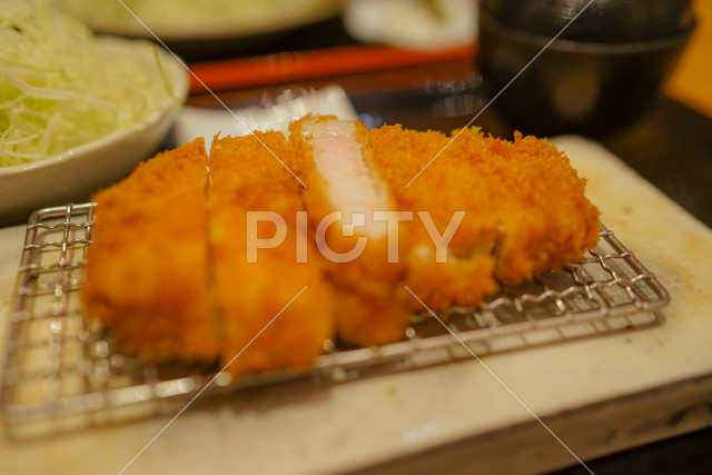写真のタイトルが入ります