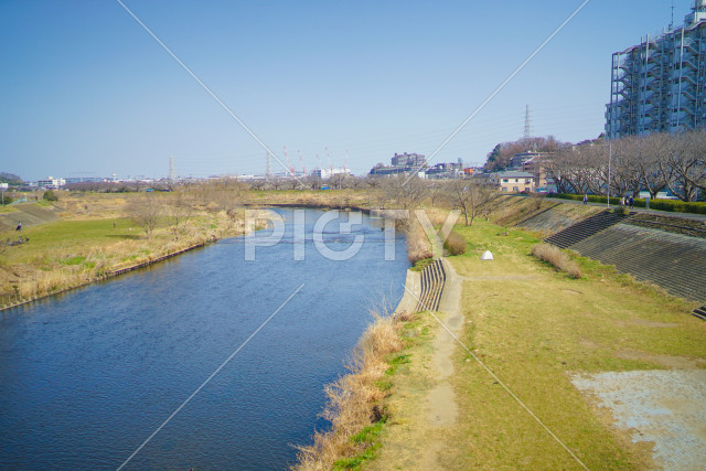 写真のタイトルが入ります