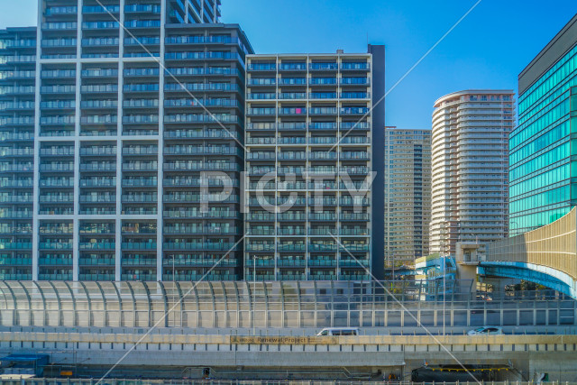 写真のタイトルが入ります