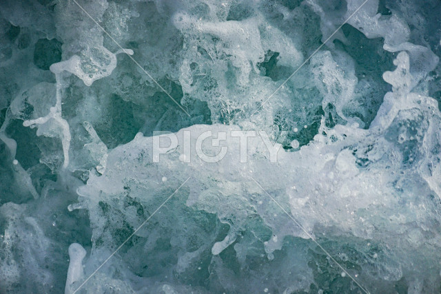 写真のタイトルが入ります