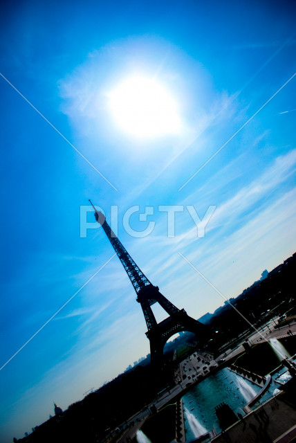 写真のタイトルが入ります