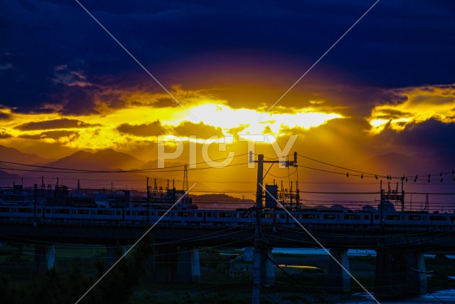 夕暮れと田園都市線