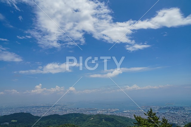 写真のタイトルが入ります