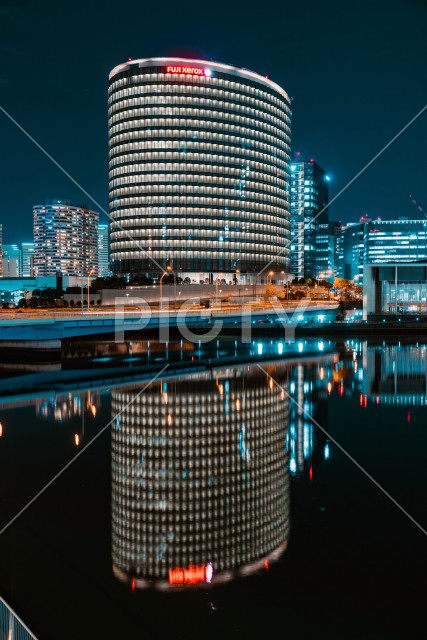 写真のタイトルが入ります