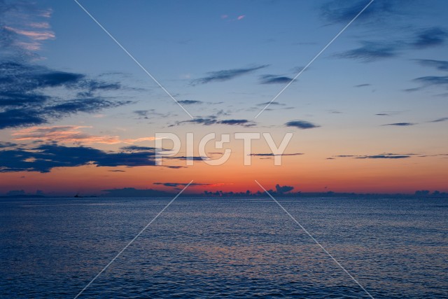 写真のタイトルが入ります