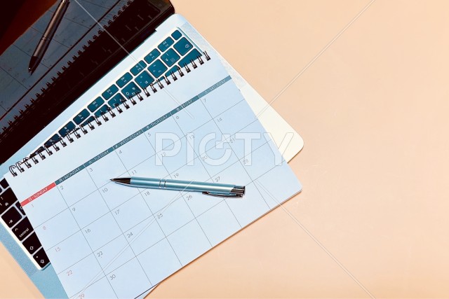 写真のタイトルが入ります