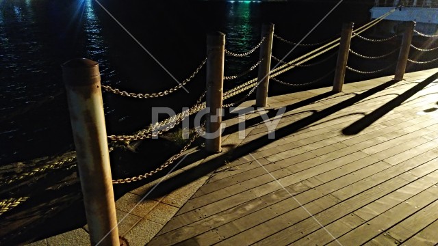 写真のタイトルが入ります